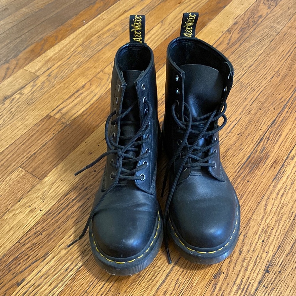 Dr. Martens classic boot